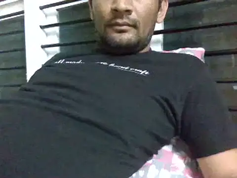 Snapshot of NiceBoy9099 chatting on January 2025 06:38:02 PM NiceBoy9099 online show from January 2025 06:38:02 PM