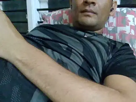 Snapshot of NiceBoy9099 chatting on February 2025 09:07:02 PM NiceBoy9099 online show from February 2025 09:07:02 PM