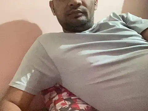 Snapshot of NiceBoy9099 chatting on December 2025 04:57:02 PM NiceBoy9099 online show from December 2025 04:57:02 PM