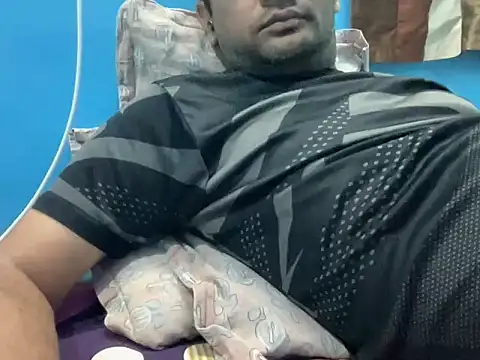 Snapshot of NiceBoy9099 chatting on February 2026 06:06:01 PM NiceBoy9099 online show from February 2026 06:06:01 PM