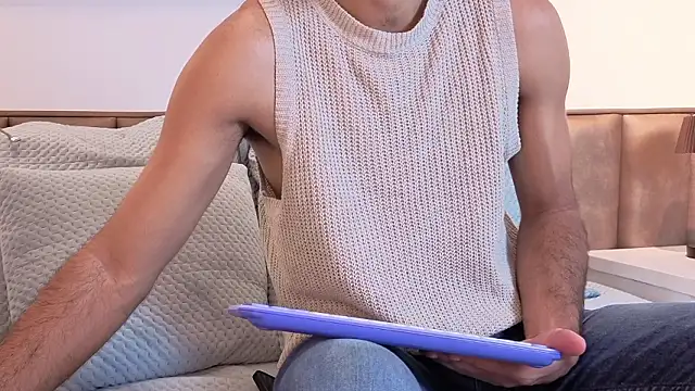 Ethan  Walker online show from March 2026 06:55:02 PM