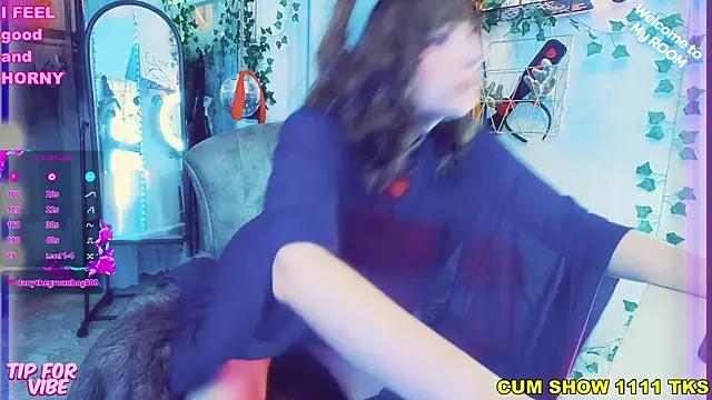 Toxic Ellies online show from January 2025 04:37:02 PM