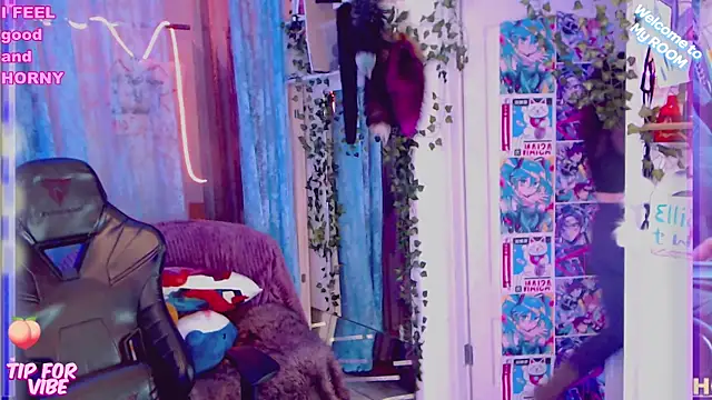 Toxic Ellies online show from February 2025 02:32:02 PM