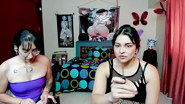 jeyloveebony online show from November 2025 01:21:02 PM