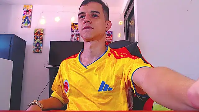 ADAM HOT online show from March 2026 08:24:01 PM