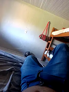 teusonho20 online show from November 2025 07:13:02 PM