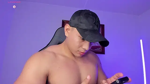 RoyConstance online show from January 2026 04:36:01 AM