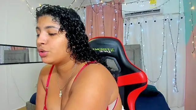 valentina 0  online show from February 2025 03:37:02 AM