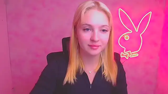 Snapshot of Milka_kiss_ chatting on September 2025 05:31:01 AM Milka kiss online show from September 2025 05:31:01 AM