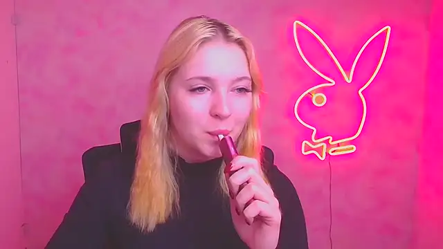 Milka kiss  online show from October 2025 07:09:02 AM