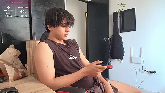 Snapshot of Haruto2001 chatting on December 2024 02:00:02 PM Haruto2001 online show from December 2024 02:00:02 PM