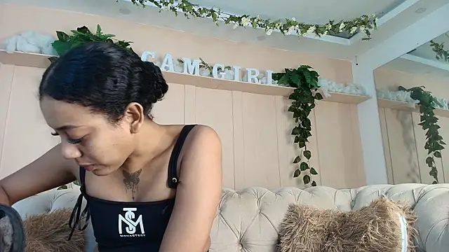 flavia cruz online show from May 2026 12:04:02 PM