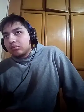 LoganFinds online show from October 2025 04:35:02 AM