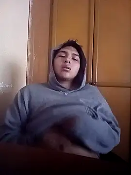 LoganFinds online show from November 2025 06:30:01 PM