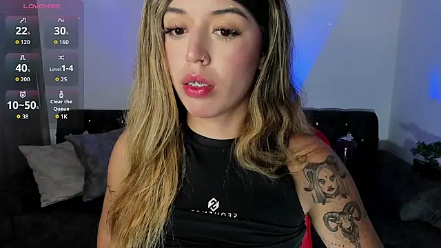 zoee jackson online show from November 2025 03:17:01 AM