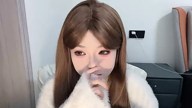 Snapshot of Q-ing chatting on February 2025 03:05:02 PM Q-ing online show from February 2025 03:05:02 PM