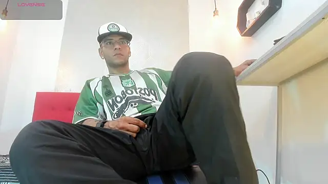 Andrey u92 online show from November 2025 07:24:02 PM