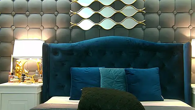 LeyaCass online show from January 2025 07:41:01 AM