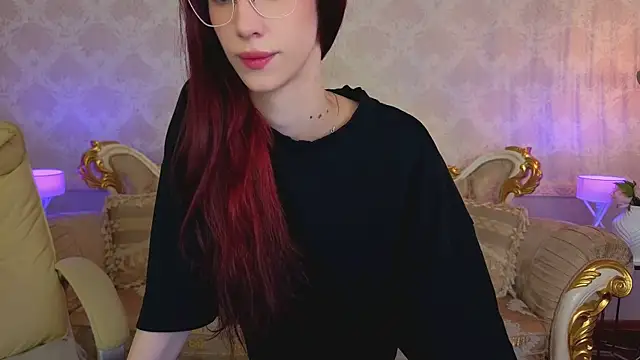 Snapshot of Evelyn_Rush chatting on July 2026 07:33:01 AM Evelyn Rush online show from July 2026 07:33:01 AM