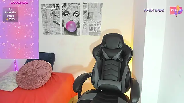 MEGANTARLY09 online show from February 2025 12:31:02 AM