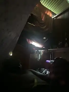 Andricastro online show from December 2025 04:03:01 PM