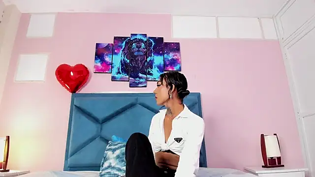 Kaataleya horny online show from February 2025 02:42:02 AM