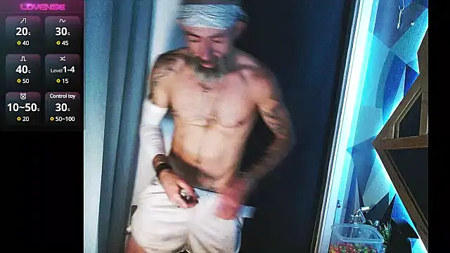 Snapshot of HandyBro chatting on March 2025 12:05:02 AM HandyBro online show from March 2025 12:05:02 AM