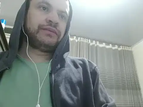 camiloking1720 online show from December 2024 03:14:02 AM