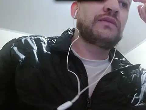 camiloking1720 online show from November 2025 08:09:01 PM