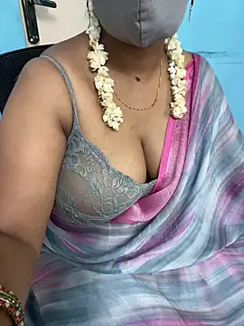 Snapshot of sajeetha chatting on July 2026 08:49:02 AM sajeetha online show from July 2026 08:49:02 AM