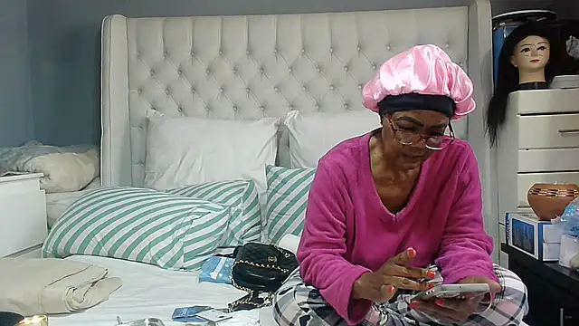 Carocurvy online show from June 2026 11:27:02 AM