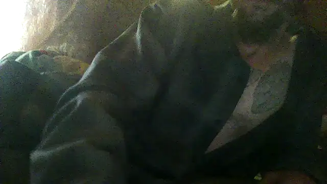 luke thighwalker2469 online show from November 2025 12:11:02 AM