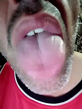 rodrig6987 1 online show from October 2025 03:02:02 AM