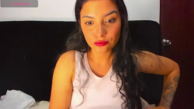 lolaa staars online show from May 2026 01:56:01 AM