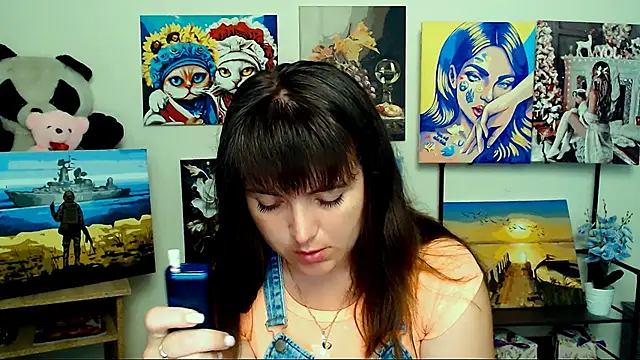 Snapshot of Darina_M_ chatting on June 2026 04:37:01 AM Darina M online show from June 2026 04:37:01 AM