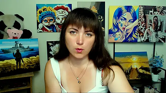 Snapshot of Darina_M_ chatting on June 2026 04:21:02 AM Darina M online show from June 2026 04:21:02 AM