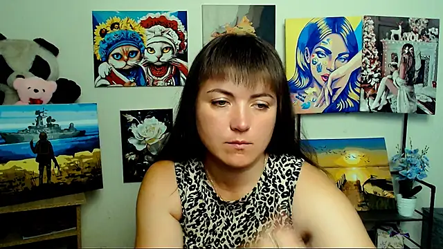 Snapshot of Darina_M_ chatting on July 2026 04:37:02 AM Darina M online show from July 2026 04:37:02 AM