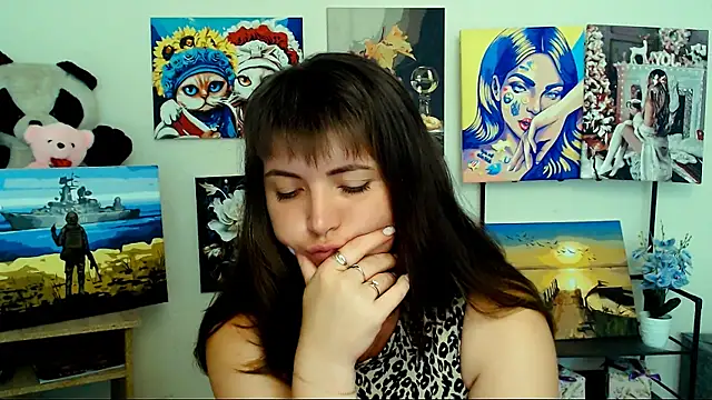 Snapshot of Darina_M_ chatting on July 2026 07:23:02 AM Darina M online show from July 2026 07:23:02 AM