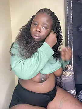 DarkBerry87 online show from April 2026 08:37:01 PM