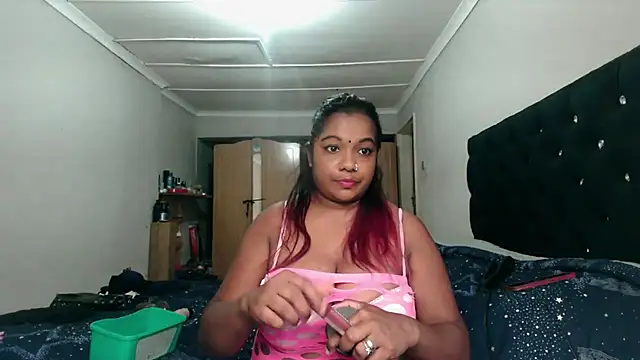 Snapshot of Indianmayaxoxo chatting on December 2024 02:46:02 PM Indianmayaxoxo online show from December 2024 02:46:02 PM