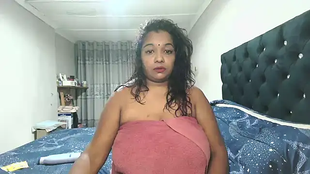 Snapshot of Indianmayaxoxo chatting on October 2025 04:05:01 PM Indianmayaxoxo online show from October 2025 04:05:01 PM
