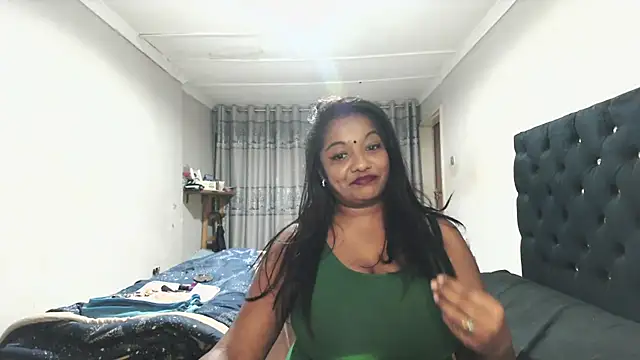 Snapshot of Indianmayaxoxo chatting on June 2026 04:55:01 PM Indianmayaxoxo online show from June 2026 04:55:01 PM