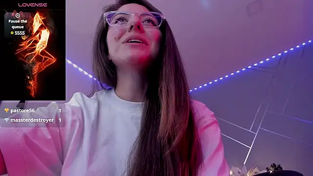 Ich Bin Julia online show from December 2024 06:57:02 PM