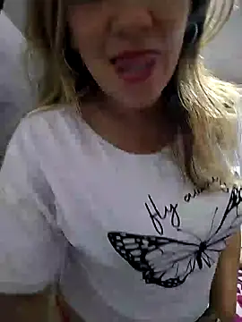 Snapshot of ELEKTRA_LUXURY chatting on February 2025 03:09:02 AM ELEKTRA LUXURY online show from February 2025 03:09:02 AM
