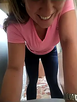 Snapshot of ELEKTRA_LUXURY chatting on September 2025 02:08:01 PM ELEKTRA LUXURY online show from September 2025 02:08:01 PM