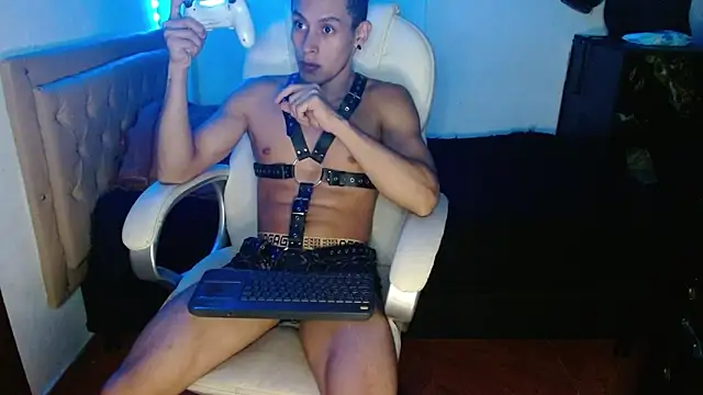 Snapshot of Iruma_fat_dick777 chatting on March 2025 01:16:01 AM Iruma fat dick777 online show from March 2025 01:16:01 AM