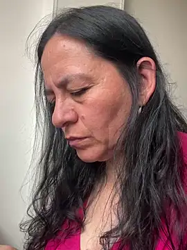 Freya Artemisa online show from October 2025 05:24:02 PM