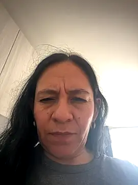 Freya Artemisa online show from November 2025 08:18:01 PM