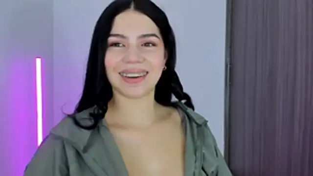 Natasha su  online show from October 2025 01:00:02 AM