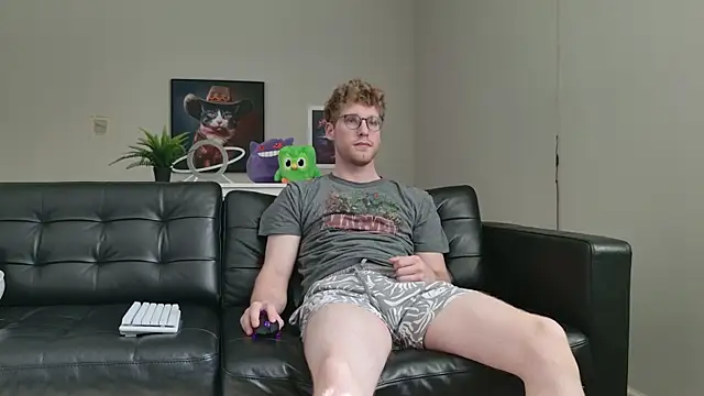 BlueEyedTallGuy94 online show from September 2025 08:25:02 PM